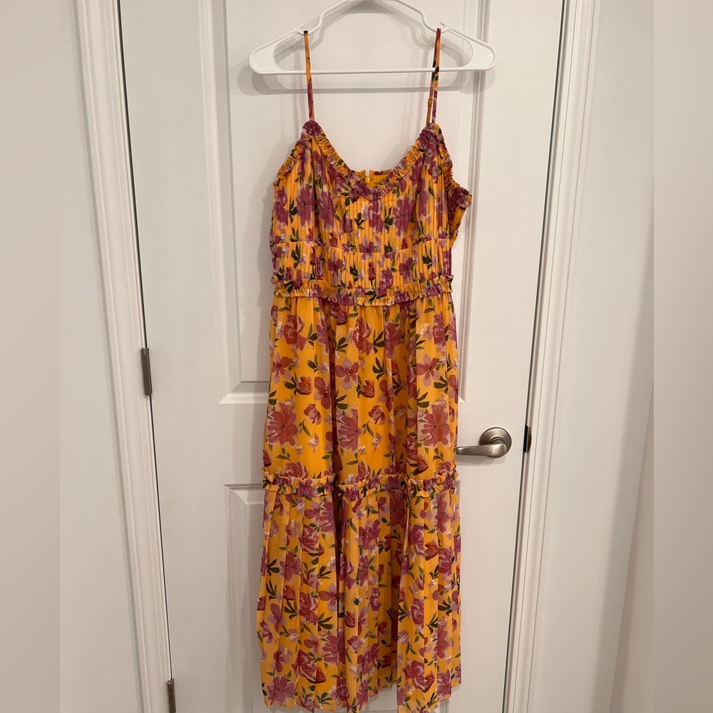 Adelyn Rae Floral Dress Size Large